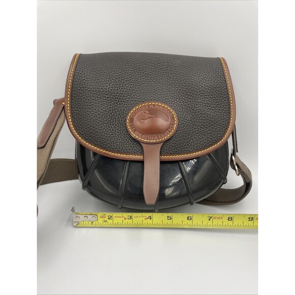 Dooney Bourke Duck Limited Edition Crossbody Bag Black Pebble Leather Glossy Web - Picture 1 of 9